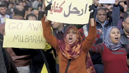 Futbolista chileno en Egipto: Hace tiempo existe un descontento muy grande hacia el gobierno