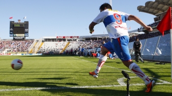 Cruzados S.A. evalúa usar el Monumental a partir de cuartos de final de la Libertadores