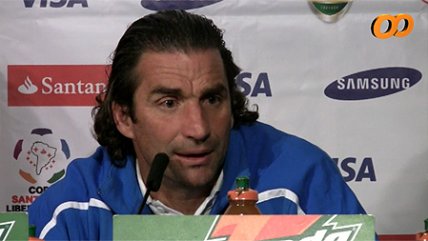 Juan Antonio Pizzi: "Tratamos de conseguir todo lo que se nos ponga por delante"