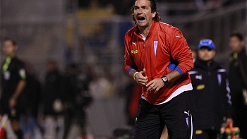 Juan Antonio Pizzi confirmará a 