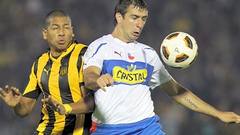 Volante de Peñarol deberá retornar a Chile luego de enfrentar a la UC en Copa Libertadores