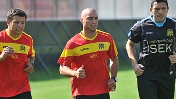 Emanuel Herrera quedó descartado para el choque entre Unión Española y Tigres