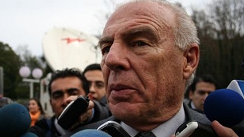 Fundación Pablo Neruda se desmarcó de homenaje a Lavandero