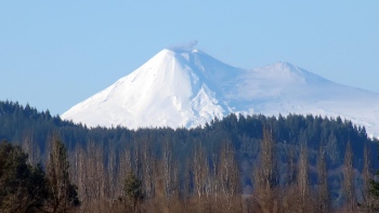 Continúa la alerta amarilla por actividad sísmica en el Volcán Llaima
