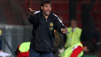 José Luis Sierra valoró el paso de U. Española a octavos de final en la Libertadores