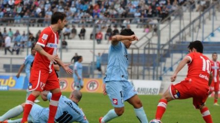 Sixto Peralta anotó el segundo descuento de la UC ante D. Iquique