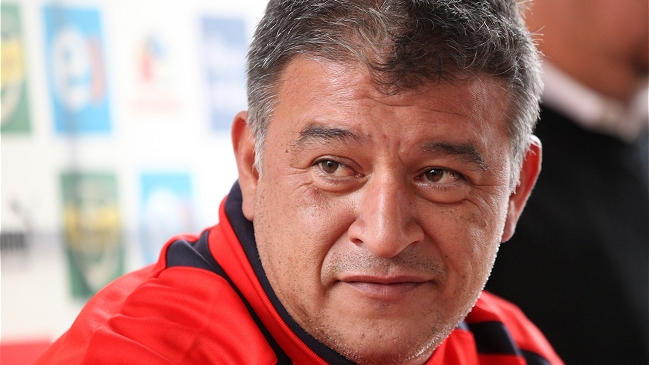 Claudio Borghi habló en conferencia de prensa en 