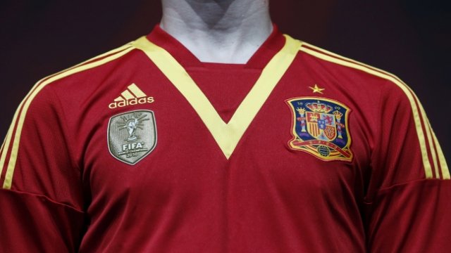 Fotos La Nueva Camiseta De La Selecci n De Espa a Cooperativa cl fotos-la-nueva-camiseta-de-la-selecci-n-de-espa-a-cooperativa-cl
