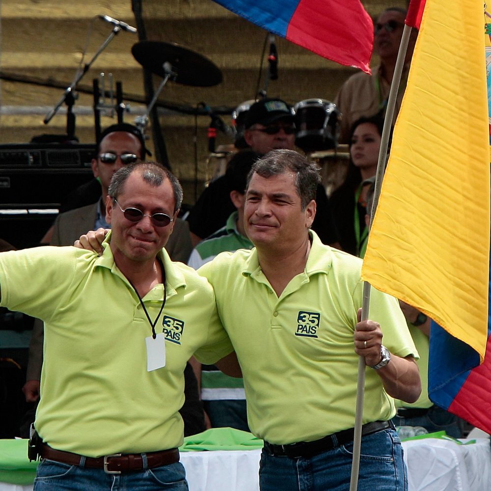 Rafael Correa repostulará a la presidencia de Ecuador buscando gobernar hasta 2017