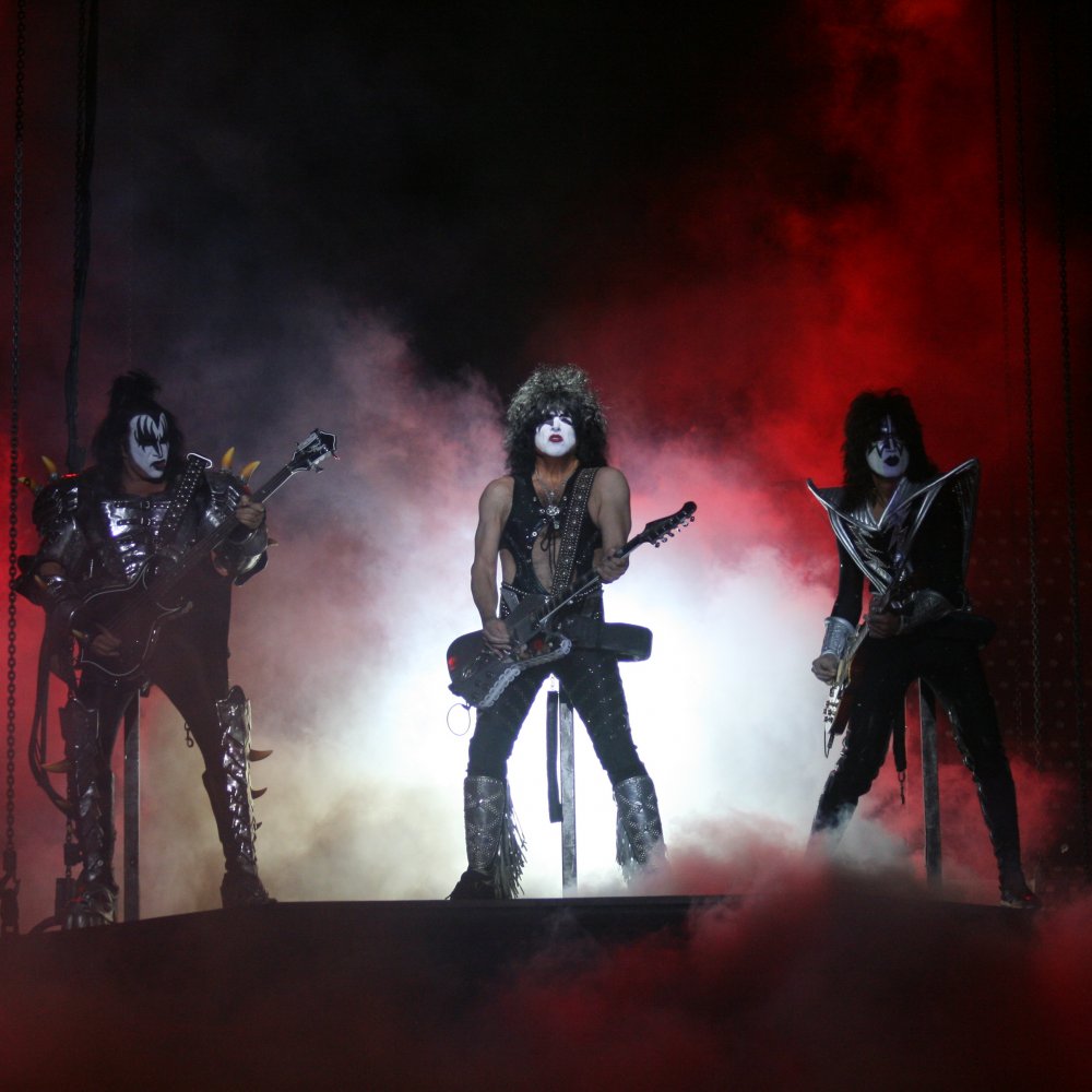 Festival Maquinaria vive su primera jornada cargada de rock