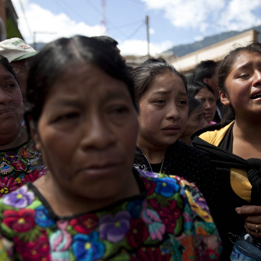 Sismo de 6,2 Richter sacude Guatemala causando pánico en la población