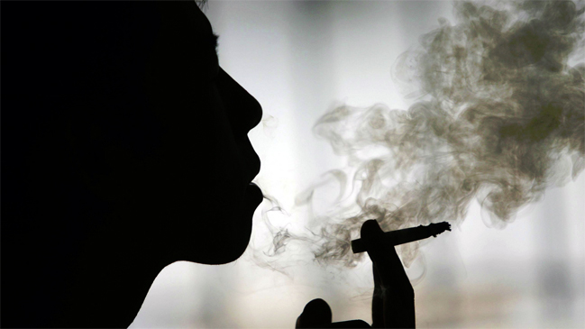Especialista: El cigarro no es un hábito, es una adicción
