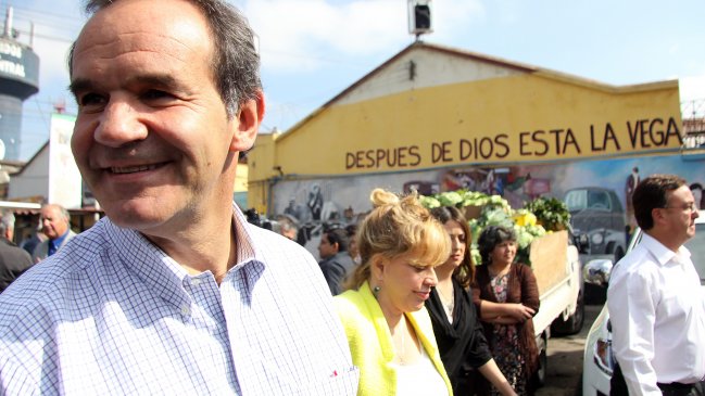 Karla Rubilar: Que Allamand tenga cuidado con las vocerías de Larraín