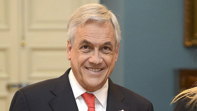 Piñera inició gira de una semana que lo llevará a cuatro países europeos