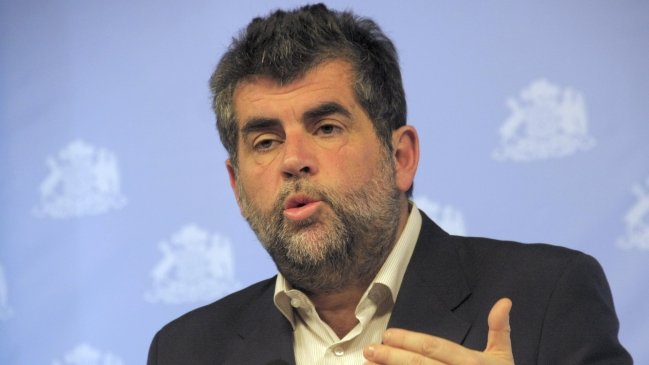 Caso sobreprecios: Subsecretario Ubilla pidió renuncia al quinto funcionario de Interior