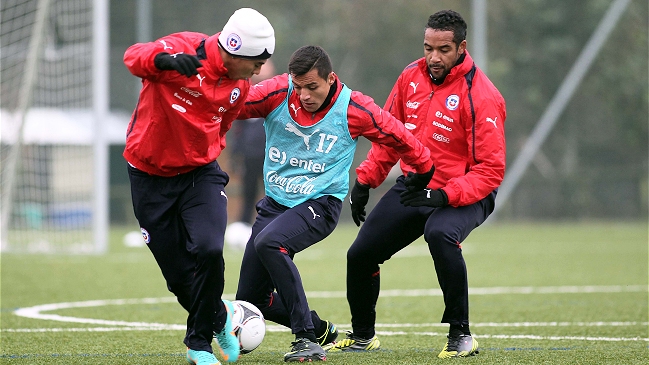 Selección chilena realiza su segundo entrenamiento en Suiza