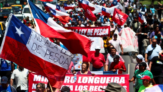 Subsecretario conversa con los pescadores artesanales del Biobío