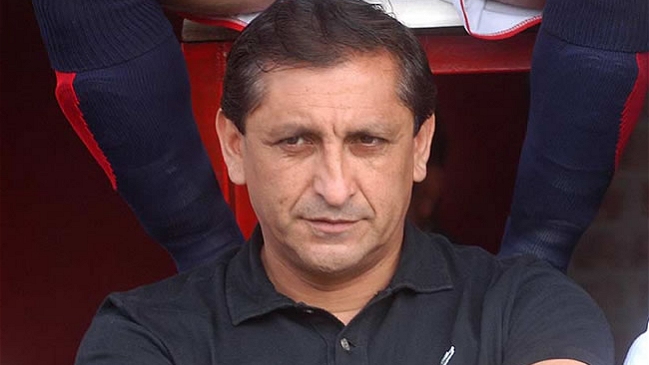 Prensa argentina lanzó otro candidato para la selección chilena: Ramón Díaz