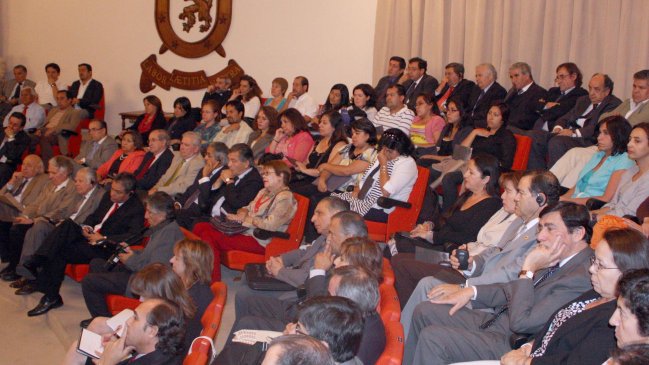 Sólo uno de los 16 programas doctorados en educación está acreditado