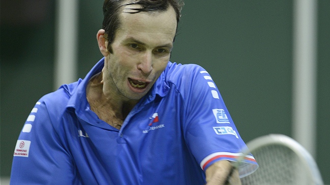 Stepanek venció en el último punto a Almagro y R. Checa se quedó con la Copa Davis