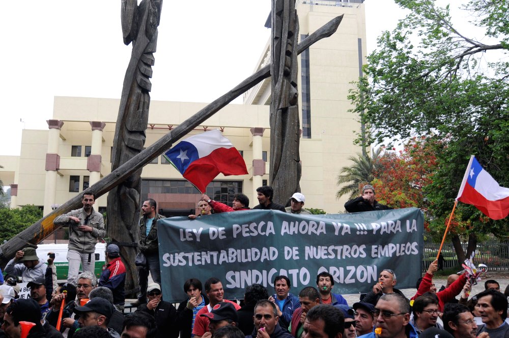 Trabajadores de la industria pesquera quieren que la ley se apruebe 