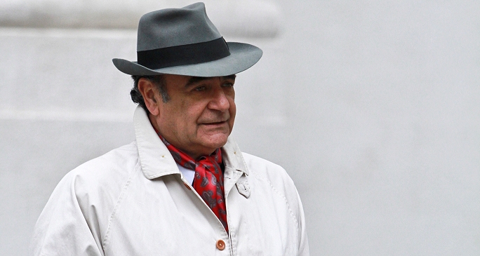 Caso sobreprecios: Cardemil considera una 