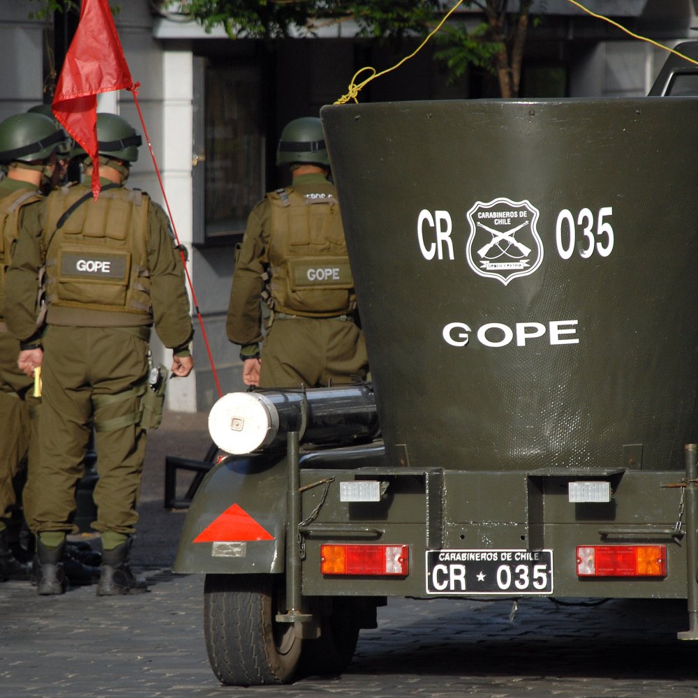 Ladrón de banco quedó atrapado en ducto de ventilación