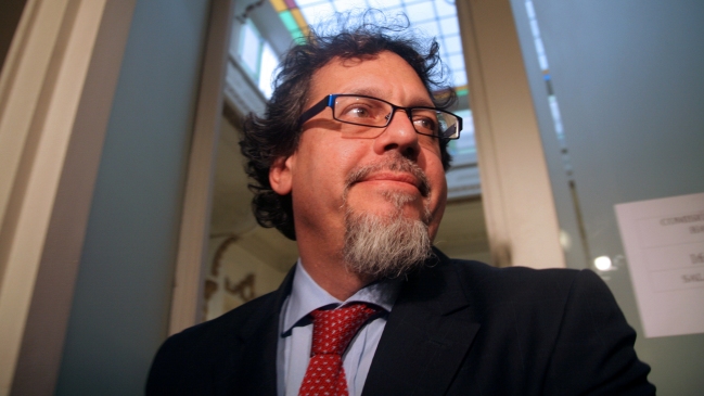 Lagos Weber a Matthei: Bachelet no tiene pito que tocar en discusión del Presupuesto
