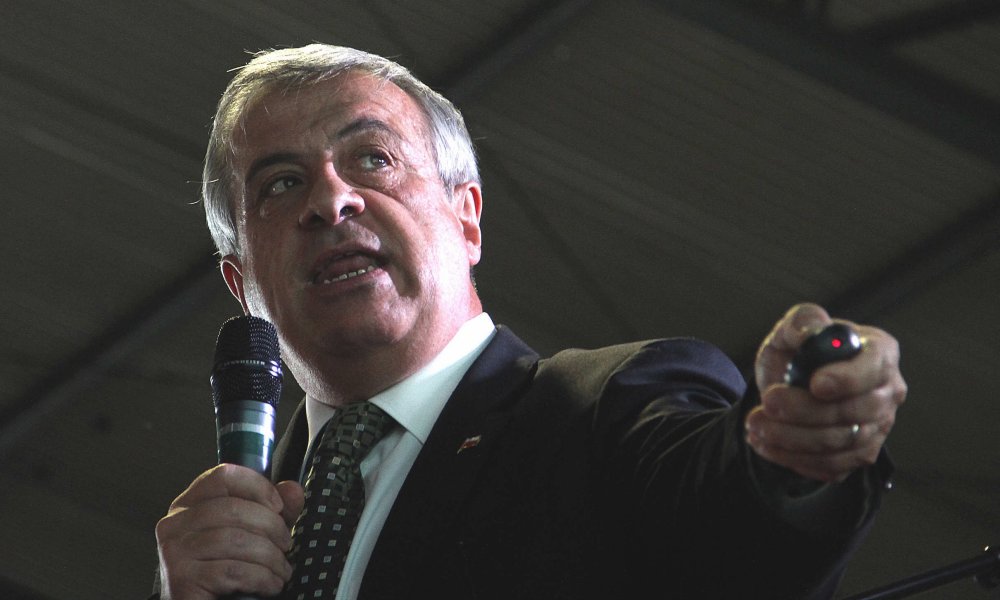 Mañalich: Rechazo del Presupuesto perjudica la vacunación contra la meningitis