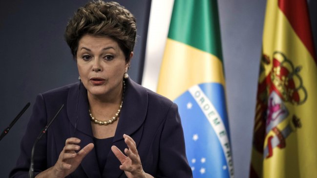 Rousseff destituyó altos funcionarios implicados en nuevo caso de corrupción