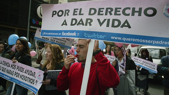 Parejas infértiles crearon red latinoamericana en Chile