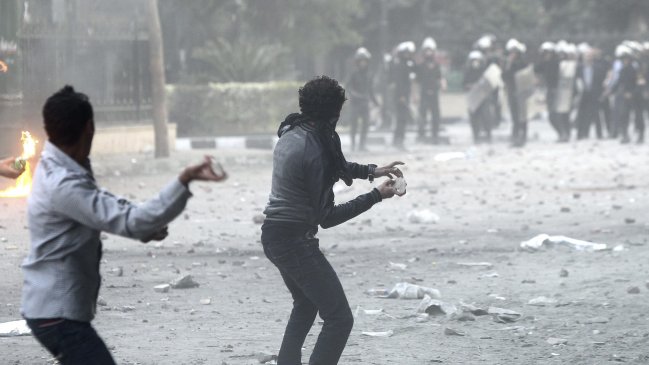 Presidente egipcio ante ola de protestas: No pretendemos concentrar los poderes