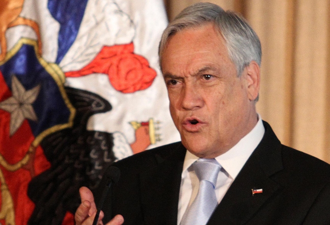 Presidente Piñera logró nota azul en noviembre