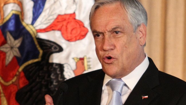 Presidente Piñera logró nota azul en noviembre