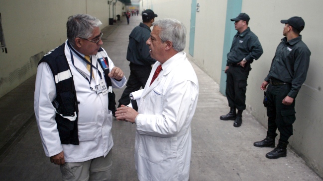 Infectóloga y presunto caso de meningitis en penal: Entrega de antibióticos es la medida correcta