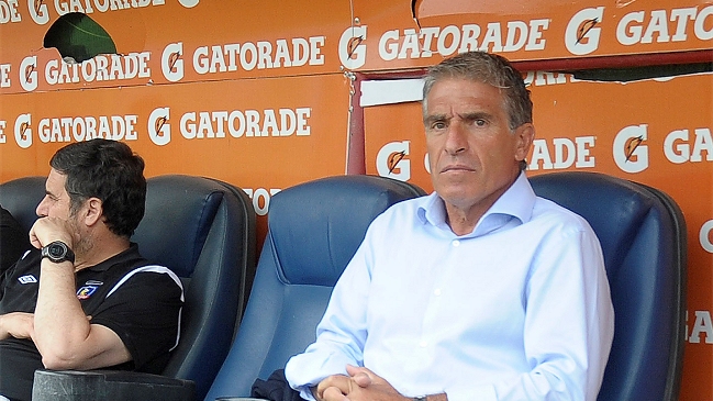 Directorio de Blanco y Negro ratificó a Omar Labruna para el 2013