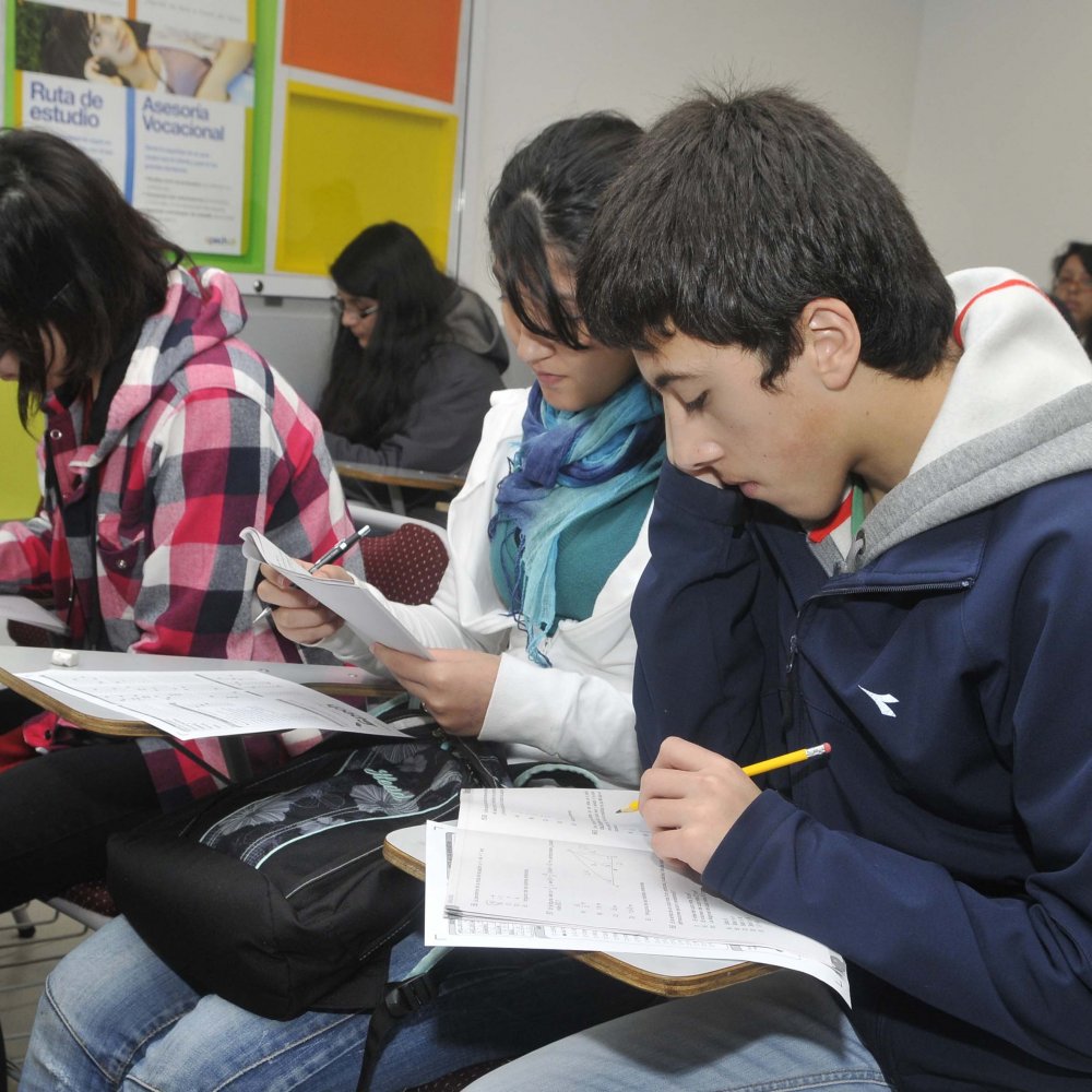 Investigación de la UAH demostró alto interés de los escolares por continuar sus estudios