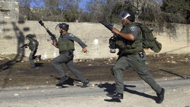 Soldados israelíes mataron en Cisjordania a palestino armado con un hacha