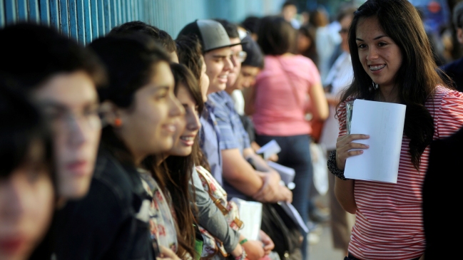 Experto: Los estudiantes saben qué carrera elegir, pero desconocen en qué consiste