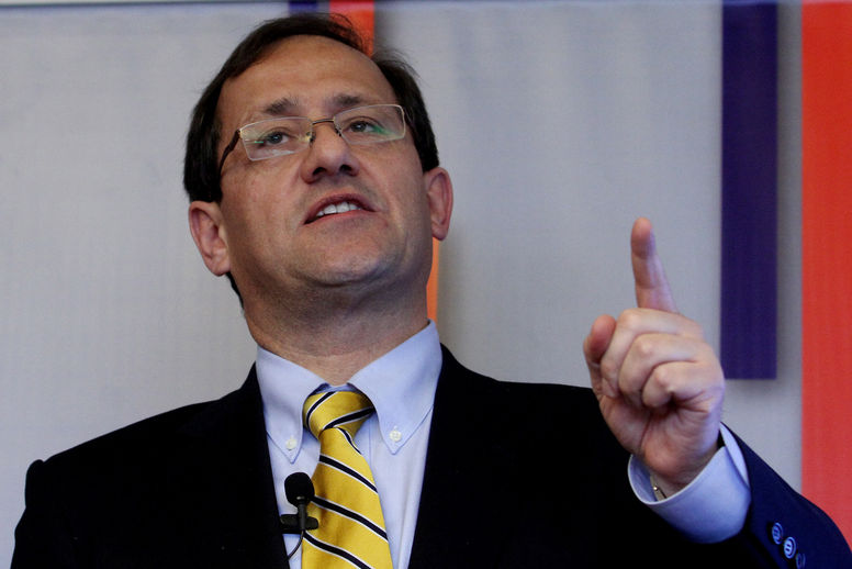 Beyer confirmó que el Mineduc investigará la UPV