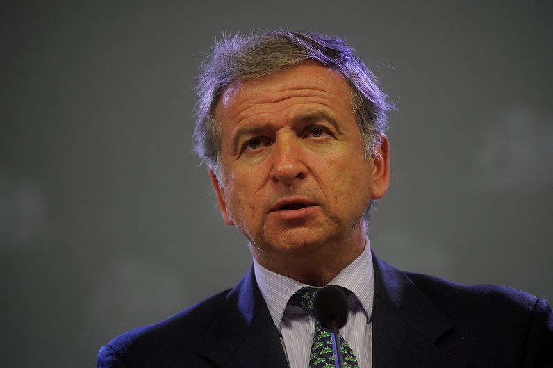 Larraín: Economía crecerá en torno al 5,5 por ciento en 2012