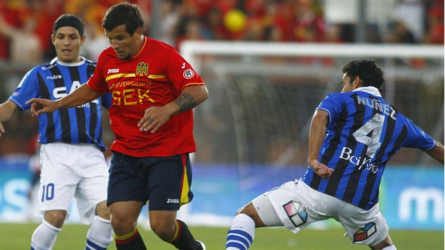 Emiliano Vecchio está cerca de fichar por Colo Colo