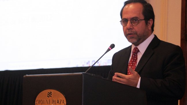 Contralor: Carabineros tiene la facultad de dar de baja a policía que ultimó a Catrileo