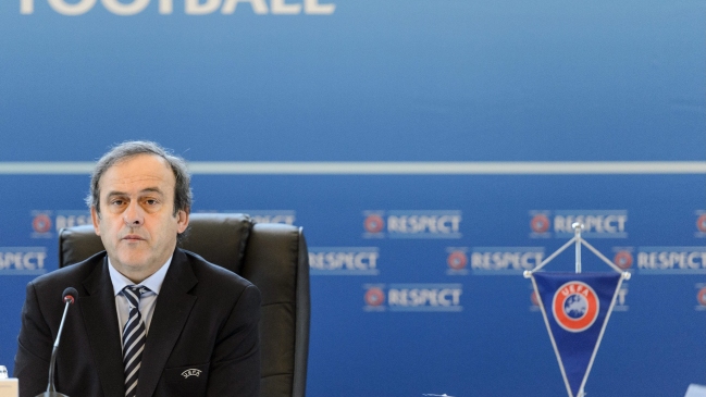 Platini admitió que la Eurocopa con múltiples sedes es una idea 