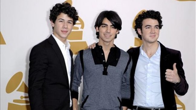 Jonas Brothers y Miguel Bosé tendrán shows paralelos al Festival de Viña