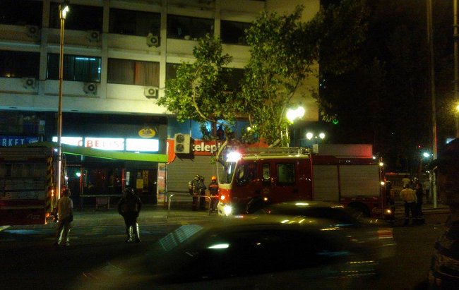 Amago de incendio afectó a pizzería en Plaza Italia