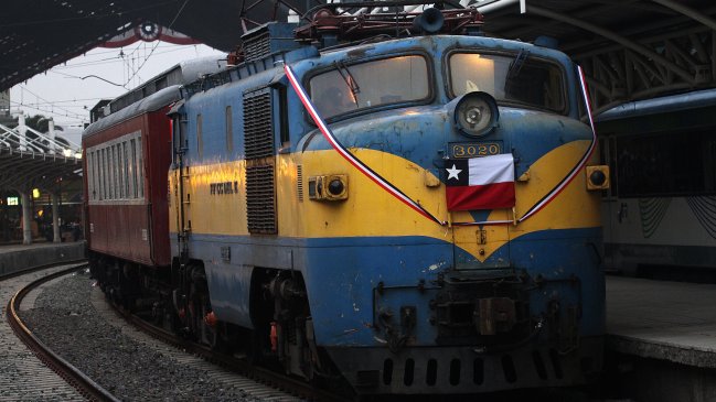 Manifestantes protestan en Lo Espejo por proyecto de EFE