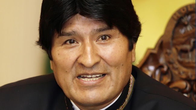 Morales creó seguro de vida para periodistas con impuesto a medios