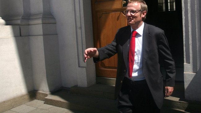 Dirigenta: Renuncia de Kast demuestra que campamentos no son prioridad para el Gobierno