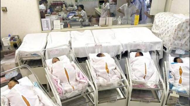 China: Padres de octillizos podrían pagar hasta un millón y medio de dólares de multa